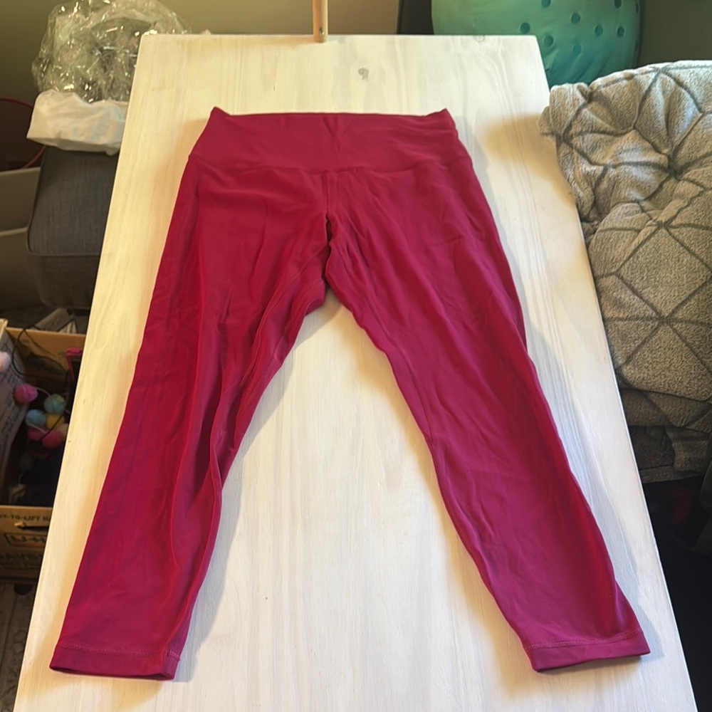 Lululemon Aling Crop Legging